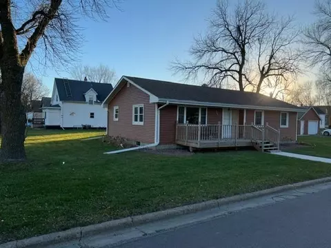 507 8th St, Westbrook, MN 56183 photo 2
