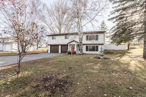 114 10th Ave SW, Pelican Rapids, MN 56572
