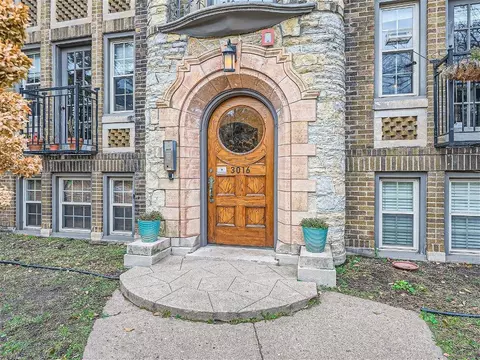 3016 James Ave S #001, Minneapolis, MN 55408