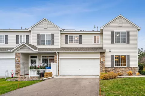 2570 49th St E #10501, Inver Grove Heights, MN 55076
