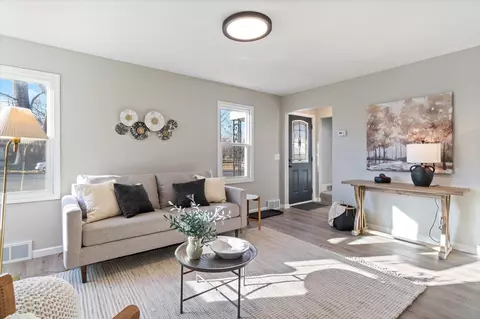 805 Spring St S, Northfield, MN 55057