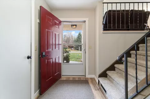 1839 Kathryn Cir, Eagan, MN 55122 photo 3