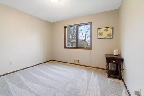 1839 Kathryn Cir, Eagan, MN 55122 photo 16