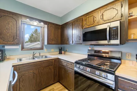 1839 Kathryn Cir, Eagan, MN 55122 photo 6
