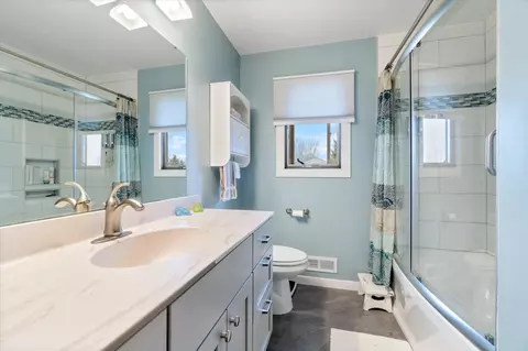 1839 Kathryn Cir, Eagan, MN 55122 photo 14
