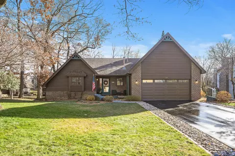 358 Forest Dr, Circle Pines, MN 55014