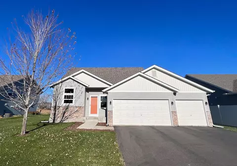 10692 51st St NE, Albertville, MN 55301