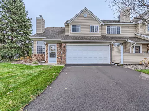 1958 Ruby Ct S #93, Eagan, MN 55122