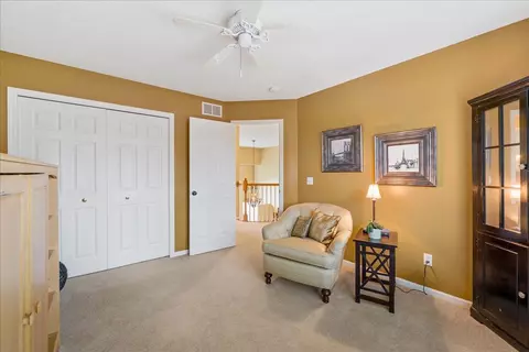 886 Hyland Ct, Eagan, MN 55123 photo 35