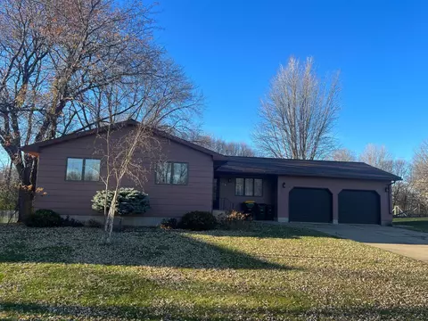 144 Baker Dr, Redwood Falls, MN 56283