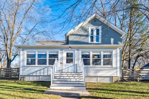 1324 2nd St, Hudson, WI 54016