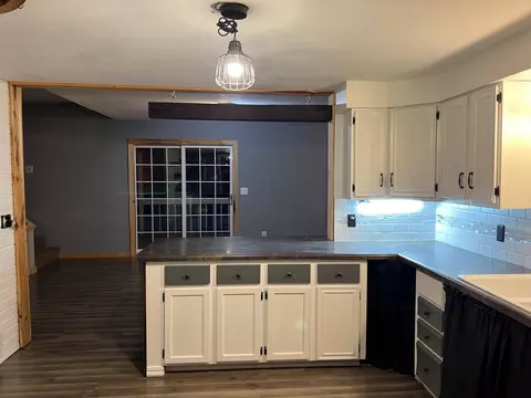 17 E Dakota Ave, Winger, MN 56592 photo 11