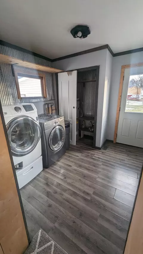 17 E Dakota Ave, Winger, MN 56592 photo 7
