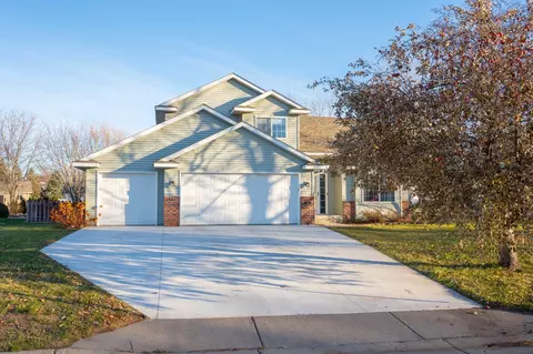 304 10th Ave N, Sartell, MN 56377