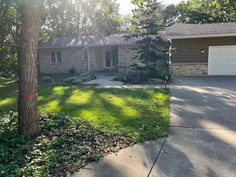 16080 Valley Dr NW, Andover, MN 55304