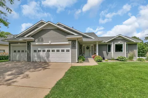 1705 Highland Trl, Saint Cloud, MN 56301