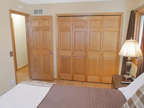 4326 Bear Path Trl, Eagan, MN 55122 photo 23