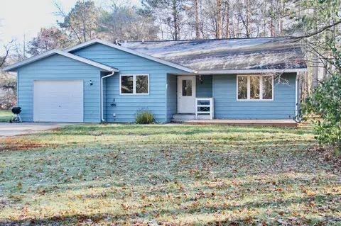 911 13th St SW, Little Falls, MN 56345