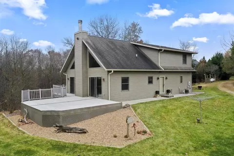 36649 Ember Dr, Lanesboro, MN 55949