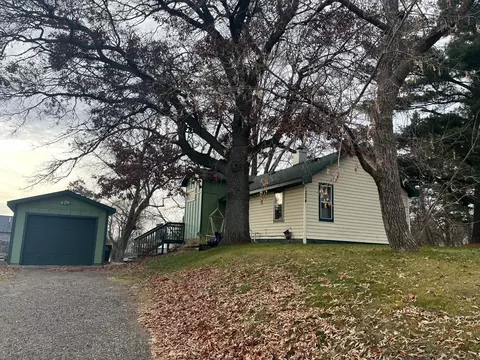 1204 H St NE, Brainerd, MN 56401