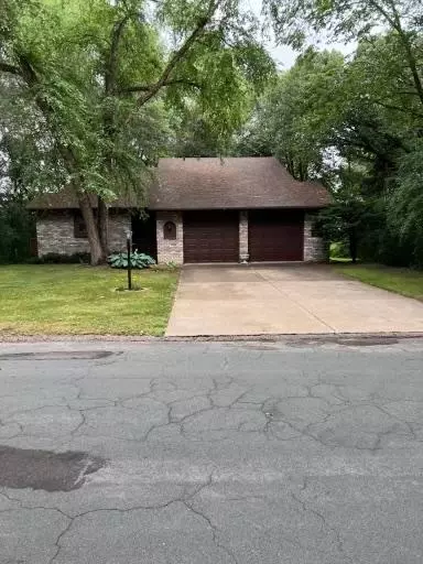 278 Rohavic Ln, Lino Lakes, MN 55014