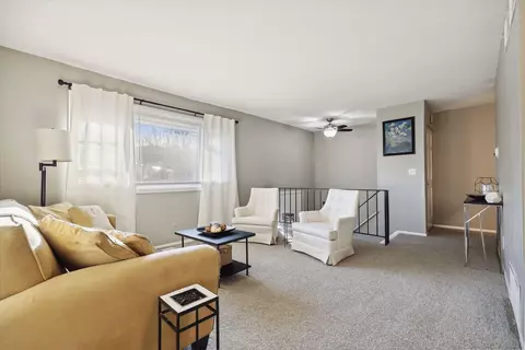 3880 Upper 75th St E, Inver Grove Heights, MN 55076