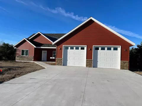 903 8th Ave NW, Perham, MN 56573 photo 2