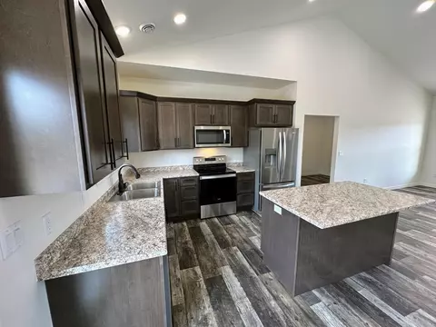 903 8th Ave NW, Perham, MN 56573 photo 9