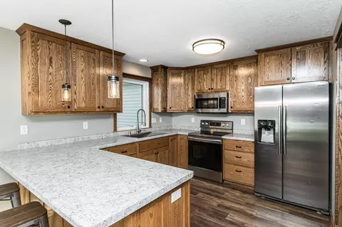 725 2nd Ave NE, Plainview, MN 55964 photo 10
