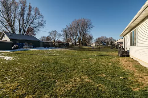 725 2nd Ave NE, Plainview, MN 55964 photo 33