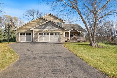 5320 Needham Ave NE, Saint Michael, MN 55376
