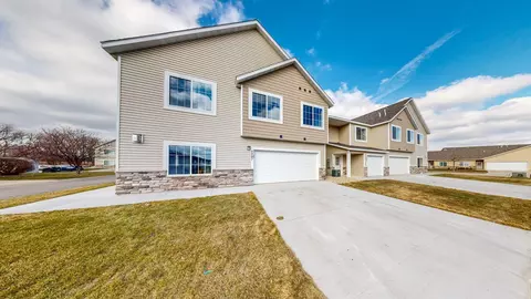5287 Supalla Ct NW, Rochester, MN 55901