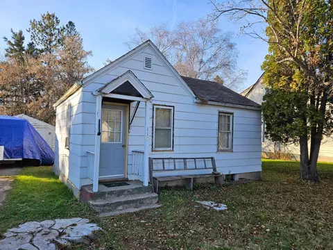 117 Spruce Ave SW, Bagley, MN 56621