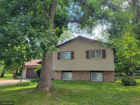8624 Mattson Brook Ln, Brooklyn Park, MN 55444