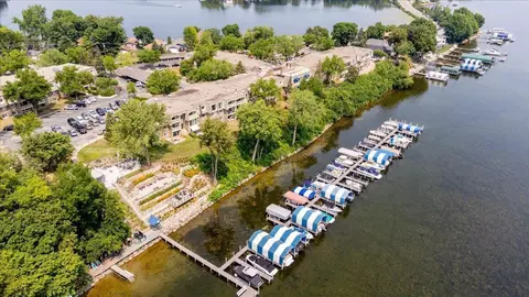 4387 Wilshire Blvd #312, Mound, MN 55364