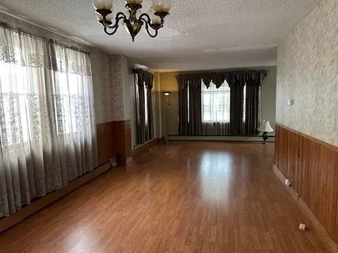 403 5th St SW, Austin, MN 55912 photo 2