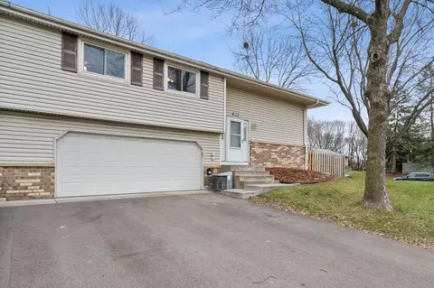 3636 Denmark Ave, Eagan, MN 55123