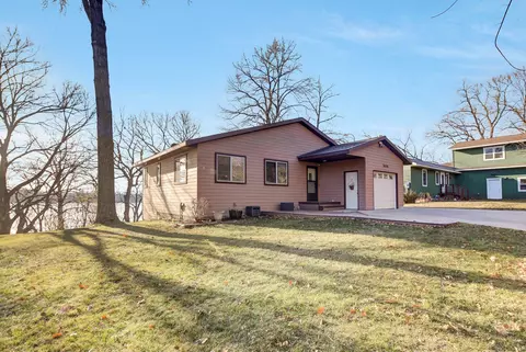 16768 Patricia St, Paynesville, MN 56362