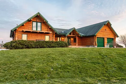 31994 County Road 1, La Crescent, MN 55947