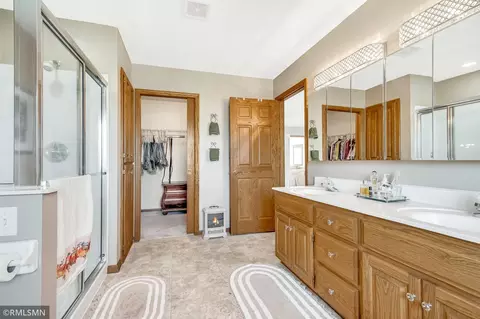 507 Chapel Ct, Eagan, MN 55121 photo 23