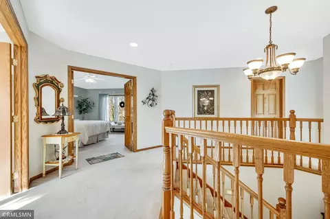 507 Chapel Ct, Eagan, MN 55121 photo 17