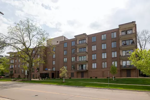 317 6th Ave SW #307, Rochester, MN 55902
