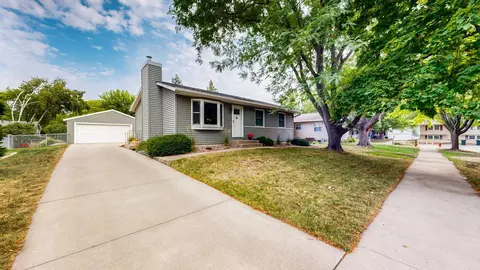 991 19th St SE, Rochester, MN 55904