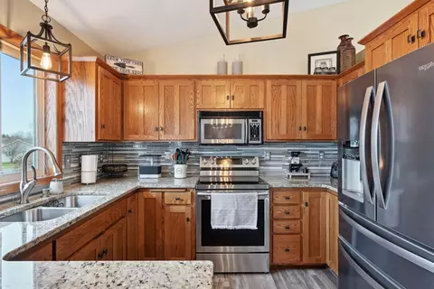 Kitchen - 5805 16th St N, Saint Cloud, MN 56303 photo 5 of 7
