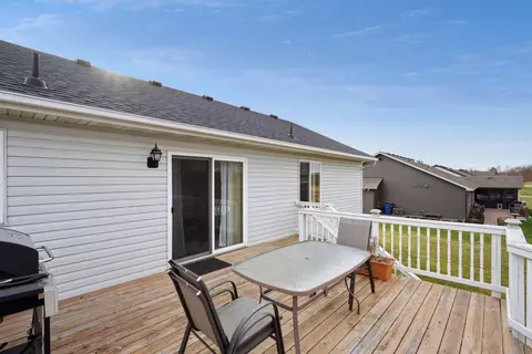 Exterior - 5805 16th St N, Saint Cloud, MN 56303 photo 9 of 10