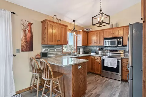 Kitchen - 5805 16th St N, Saint Cloud, MN 56303 photo 4 of 7