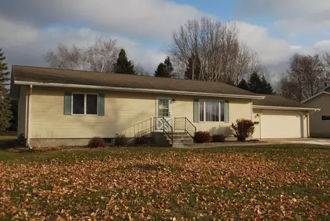 705 19th St S, Benson, MN 56215