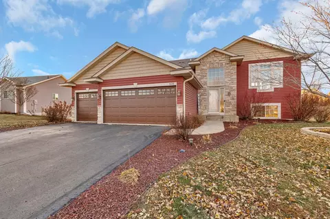 828 Emerson Ave N, Montrose, MN 55363