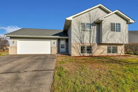 620 Juliet Ave, Clearwater, MN 55320