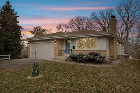 3734 46 12 Ave N, Robbinsdale, MN 55422